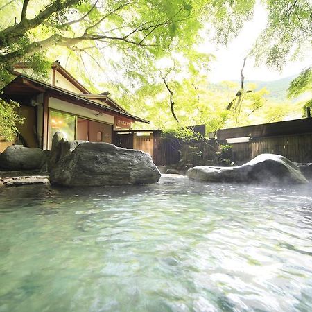 ホテル 青巒荘 湯河原町 エクステリア 写真